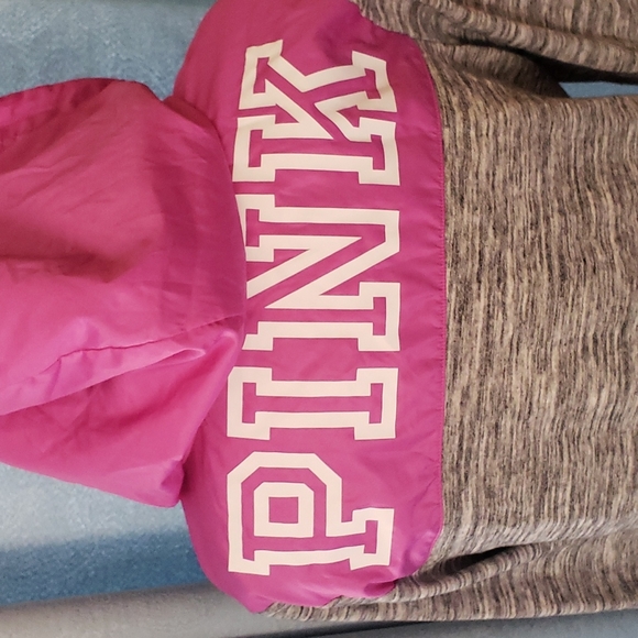 Pink pullover - Picture 3 of 5